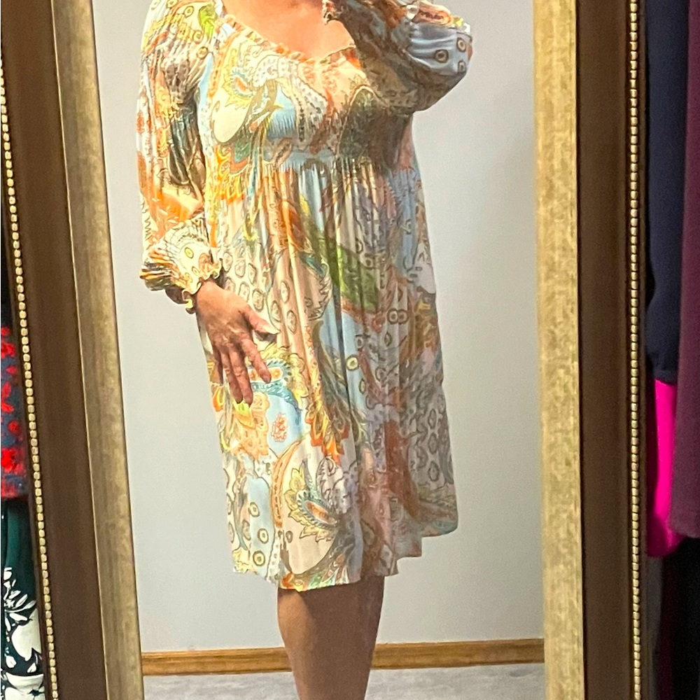 Sunny Leigh beautiful, lightweight, lined dress. Size small